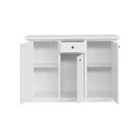 Credenza in legno con zoccolo