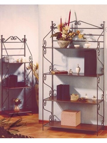Etagere in ferro con ripiani in legno