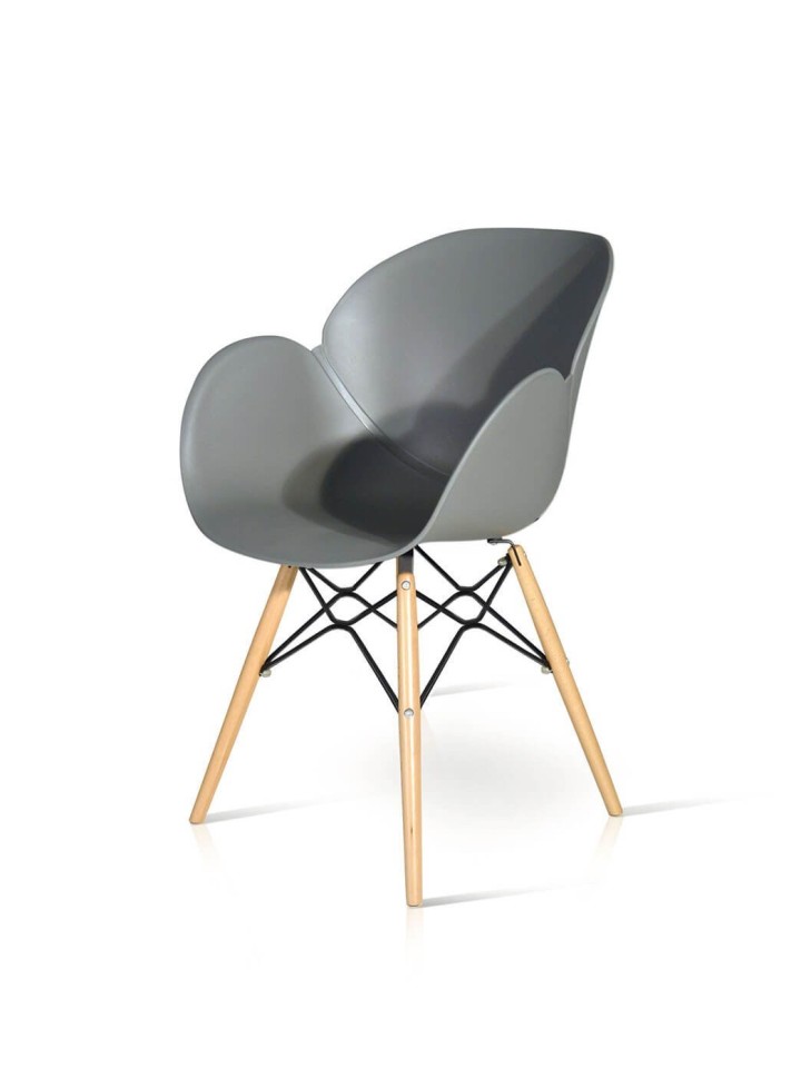 Sedia design in polipropilene