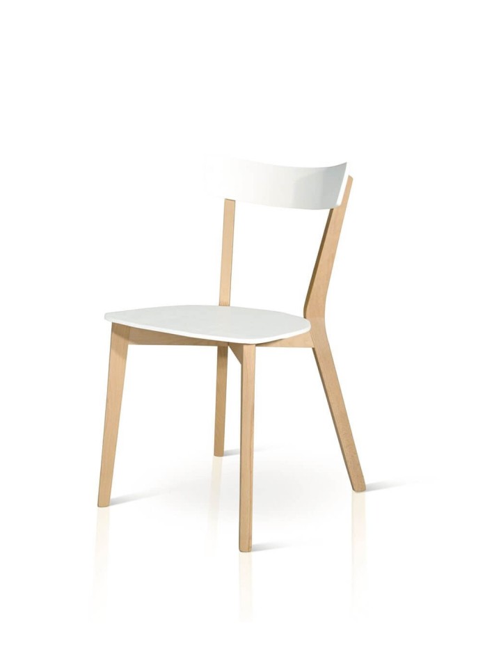 Sedia minimal da cucina in legno