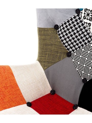 Poltrona moderna patchwork con gambe in legno