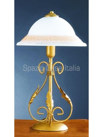 Lampada da tavolo in ferro battuto artigianale decorata a mano