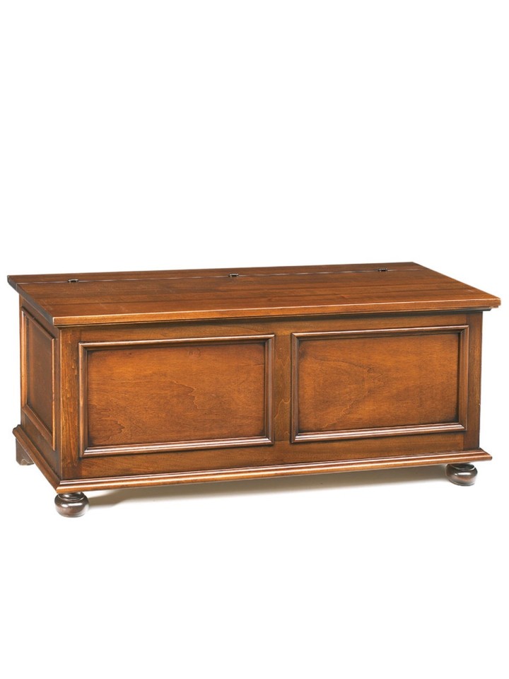 Cassapanca con piedi a cipolla in legno