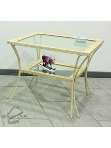 Tavolino da salotto in legno con piedi in ferro e ripiani in vetro