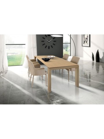 Tavolo in legno naturale allungabile