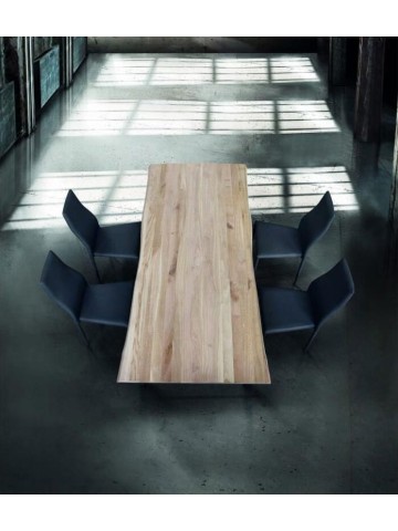 Tavolo in legno naturale metallo nero