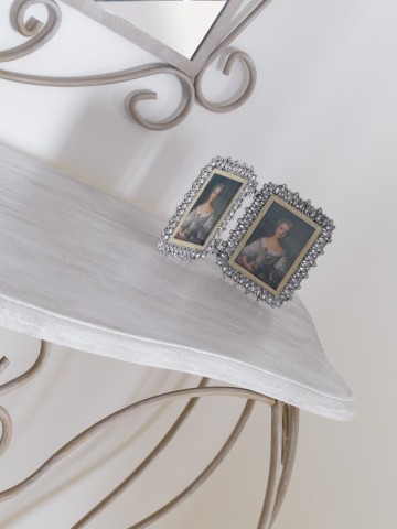 Consolle bombata con piano in legno