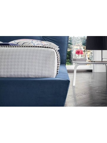 Letto matrimoniale imbottito elegante Chris Felis