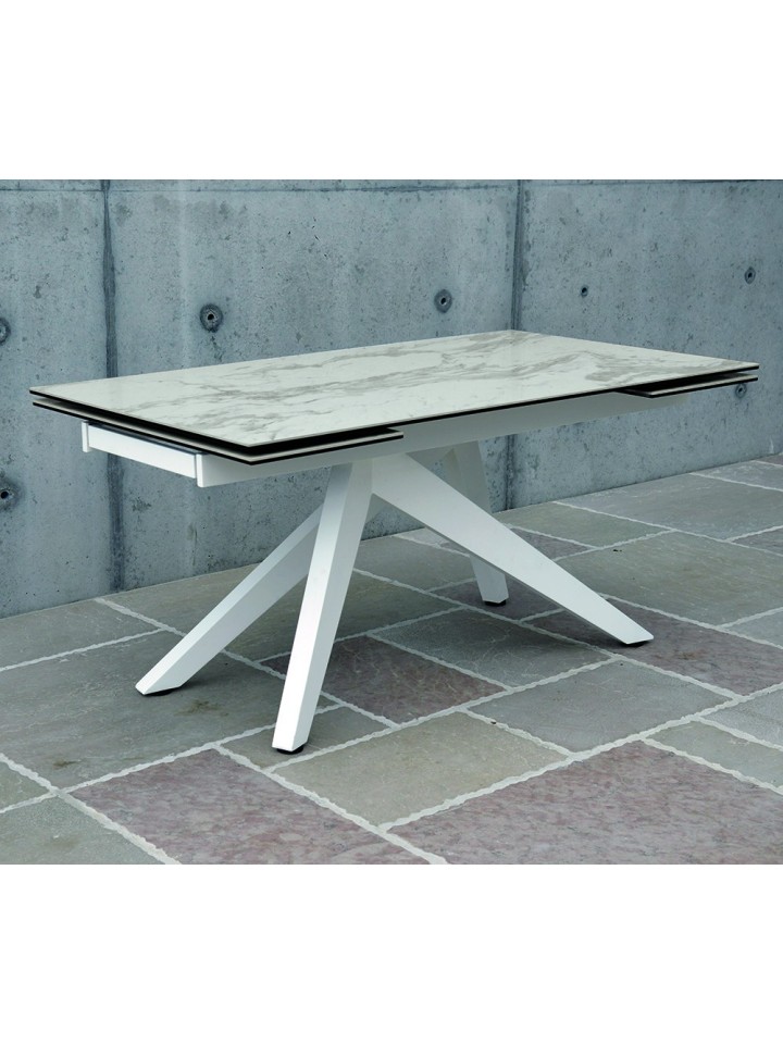 Tavolo Rettangolare Gambe Incrociate e Piano in Vetro Ceramica